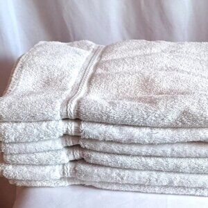 Lot of (6) Charisma White Hand Towel Cotton Size 18 x 28" PRE OWNED U.S.A.